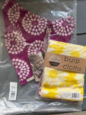 Zebi Baby Kids Yellow & Purple Floral Burp Cloths Set